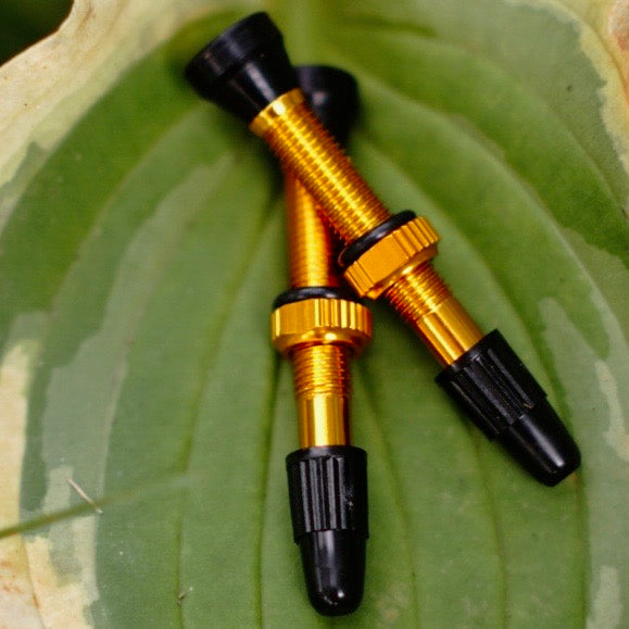 readyMADE Tubeless Valves