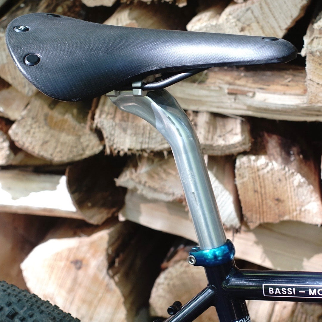 Velo Orange Setback Seatpost - Main Image