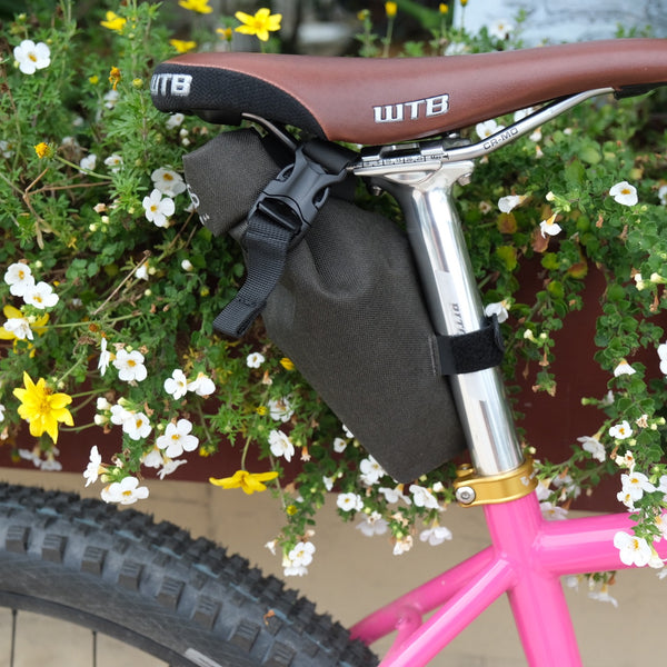 Brooks Scape Saddle Roll Bag