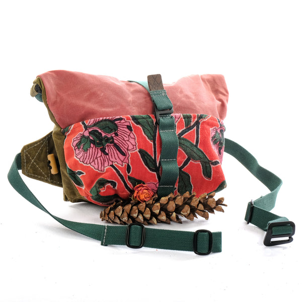 Fifth Season Canvas Fanny Allen Hip Sack (Rose / Tulip / Olive)