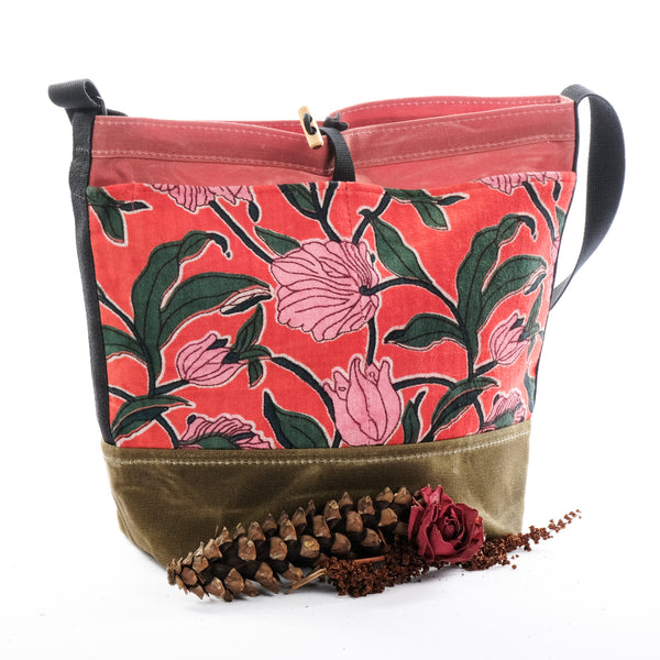 Fifth Season Kedge Sack (Rose / Tulip / Olive)