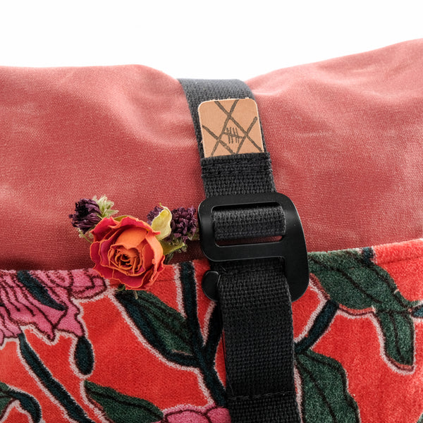 Fifth Season Canvas Bulldog Front Handlebar Bag (Rose / Tulip / Olive)