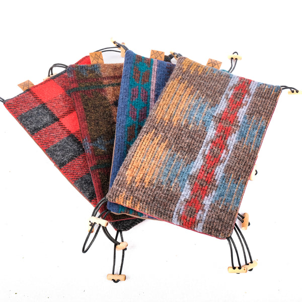 Fifth Season Canvas: Pat Mat for Wald MEDIUM 137 baskets ( Teal, Blue and Purple Wool Top / Brown Bottom)