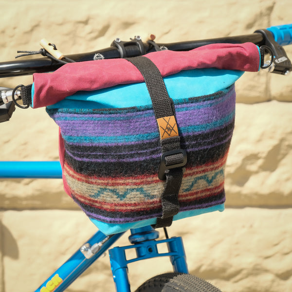 Fifth Season Canvas Bulldog Front Handlebar Bag (Bright Blue / Black Wool)