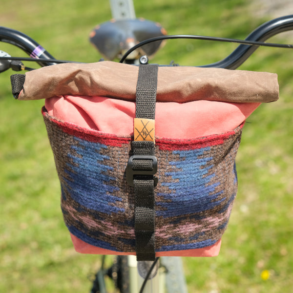 Fifth Season Canvas Bulldog Front Handlebar Bag V2 (Dusty Rose / Blue Wool