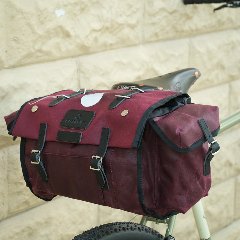 Carradice Barley Saddle Bag (Burgundy with Black Straps)
