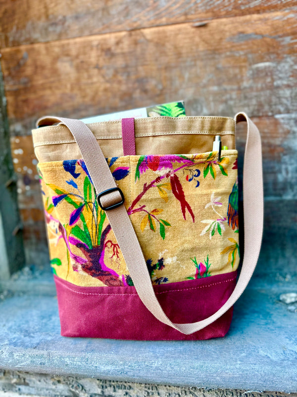 Fifth Season Kedge Sack (Mustard Velvet)