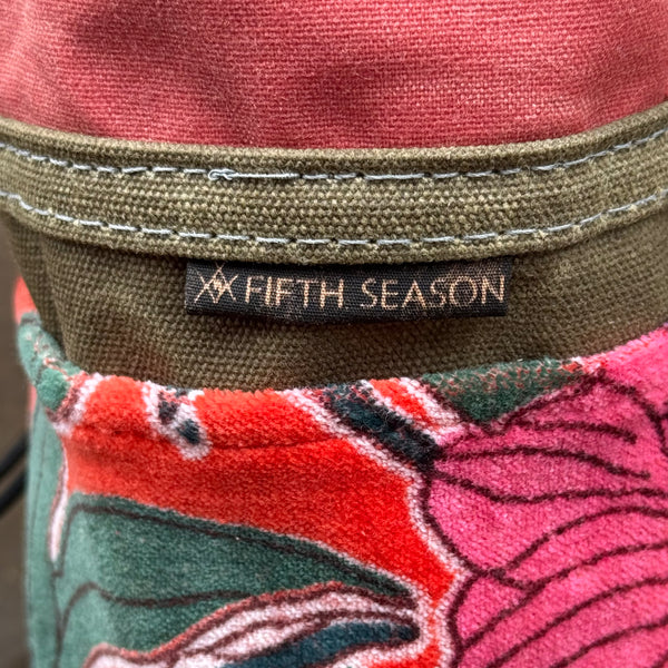 Fifth Season Solstice Sack (Rose / Tulip / Olive)