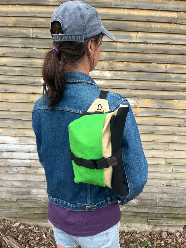 Fifth Season Canvas: Fanny Allen Hip Sack & Handlebar Bag (Natural / Bright Green / Black)