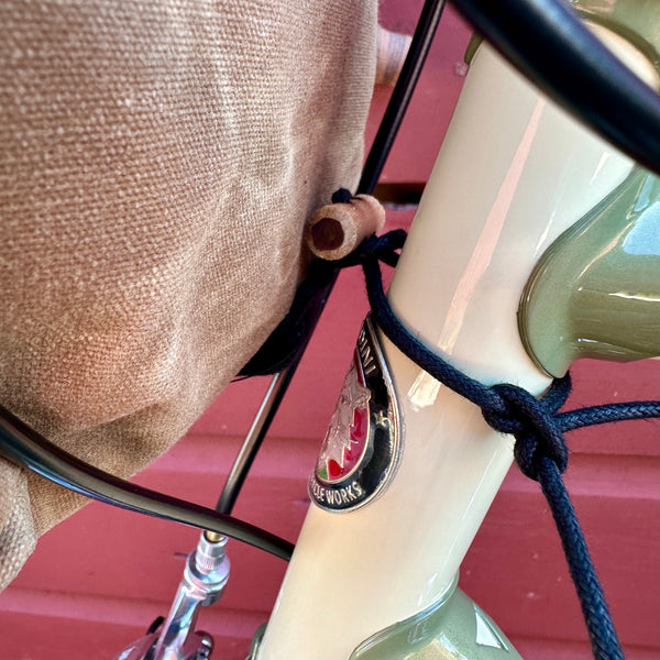 Fifth Season Canvas Bulldog Front Handlebar Bag (Mustard Velvet)