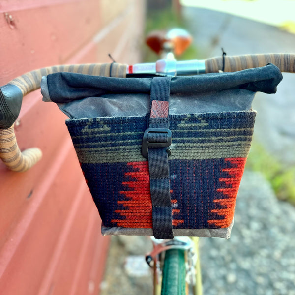 Fifth Season Canvas Bulldog Front Handlebar Bag (Winter Wool)