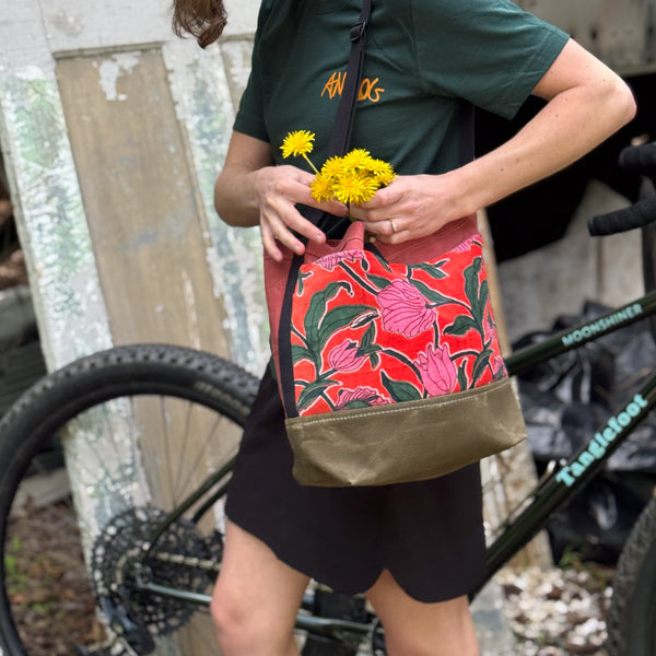 Fifth Season Kedge Sack (Rose / Tulip / Olive)