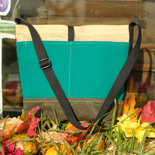 Fifth Season Kedge Sack (Natural / Emerald / Olive)