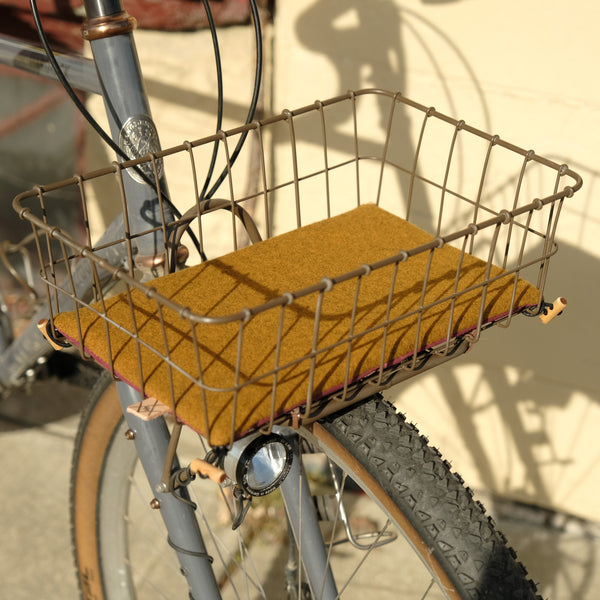 Fifth Season Canvas: Pat Mat for Wald MEDIUM 137 baskets (Mustard Wool / Burgundy Canvas)