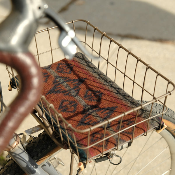 Fifth Season Canvas: Pat Mat for Wald MEDIUM 137 baskets (Burnt Orange Wool / Brown Canvas