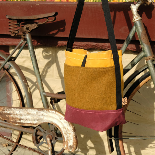 Fifth Season Kedge Sack (Harvest Gold / Mustard / Burgundy)
